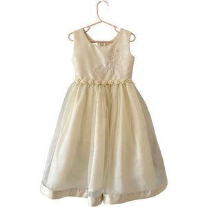 Tip Top Off White Flower Girl Dress Size 2